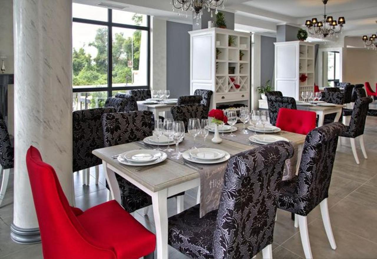 Private Apartments In White Rock Castle Balcic Exterior foto