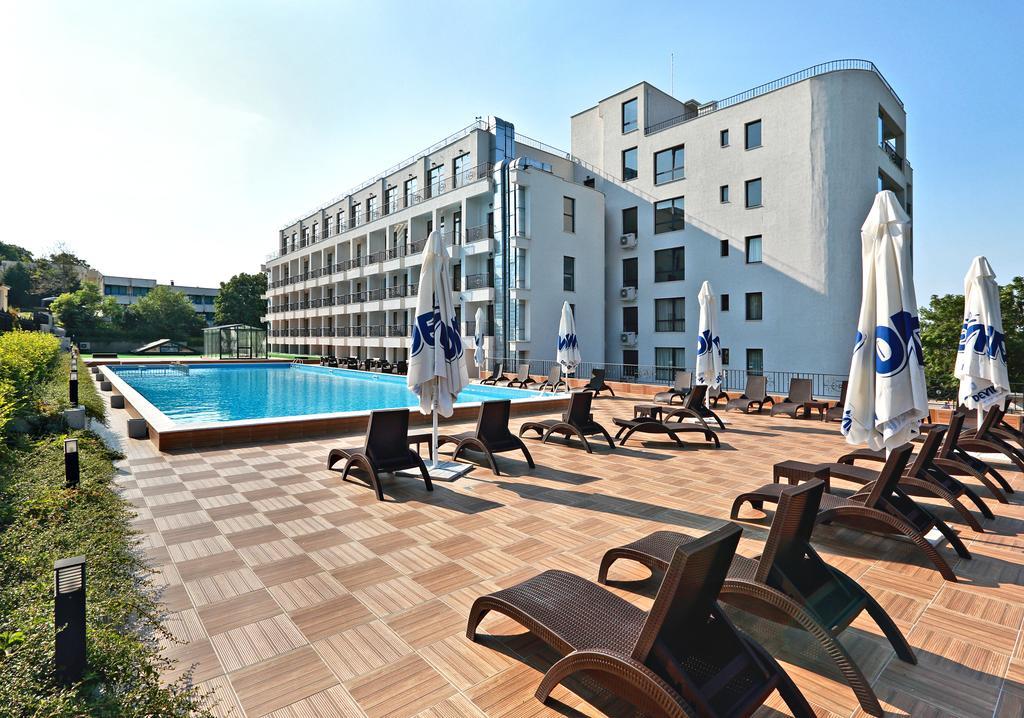 Private Apartments In White Rock Castle Balcic Exterior foto